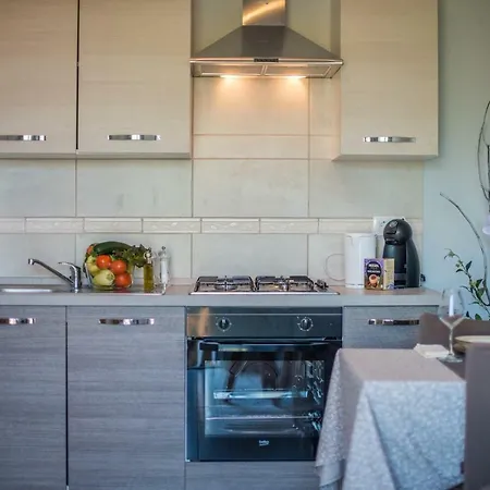 With Terrace In Filipana Lägenhet Marčana